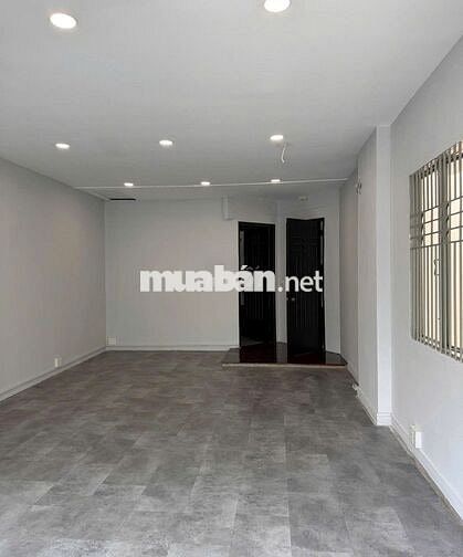 NHÀ HẺM XE HƠI TÂN CẢNG 6X22M GẦN CHỢ VĂN THÁNH 