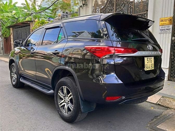 Gia đình bán xe Toyota Fortuner bản G SX 2019