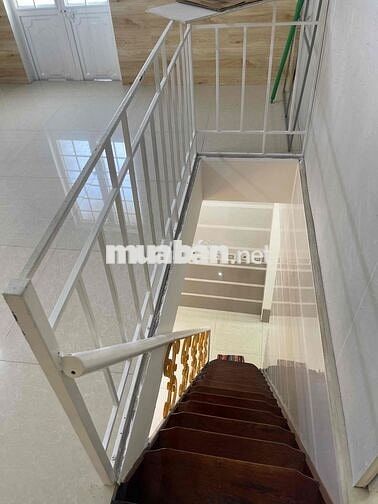 Cho thuê nhà kiệt 75 Nguyễn Văn Linh Hải Châu gần đường chính