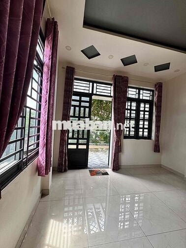Bán mặt tiền kinh doanh khu Vip , 4,5 x16, hướng nam