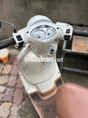 SYM Attila Fi Trắng Xe tay ga