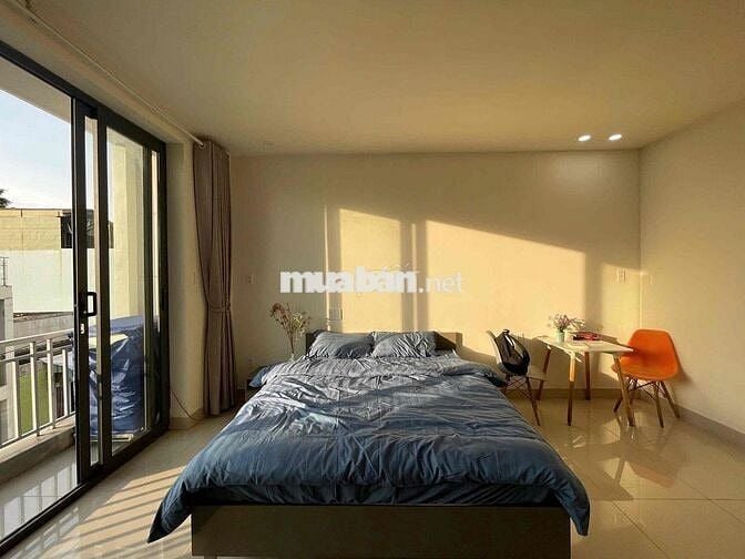 CĂN HỘ STUDIO THOÁNG MÁT NGAY GẦN CHỢ HẠNH THÔNG TÂY,GẦN CV LÀNG HOA