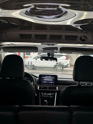 Mitsubishi Xpander Cross 2023 Trắng siêu đẹp