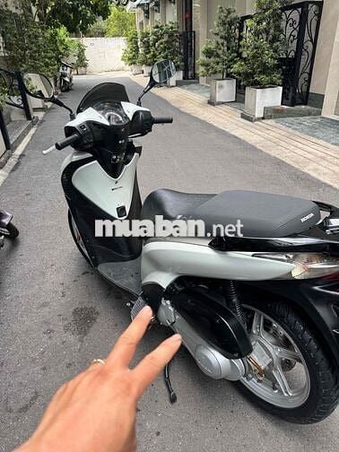 Honda SH Ý Trắng