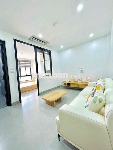 1n1k ô tô đỗ cửa, nhà mới tinh, full nội thất ngay đường Phạm Hùng