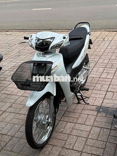 Honda Wave 110 Trắng Đã sử dụng