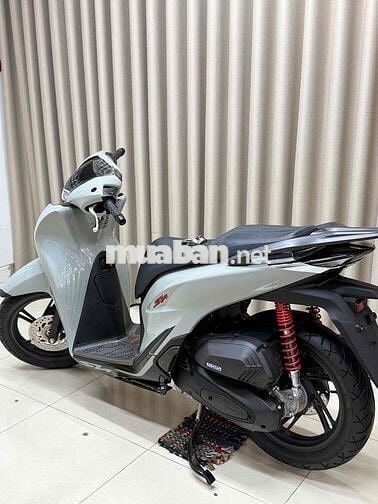Honda SH 125i ABS 2023 Xám 2000 km