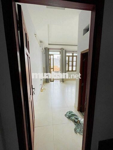 Cho thuê phòng trọ gần ngã tư bốn, nhà riêng không chung chủ