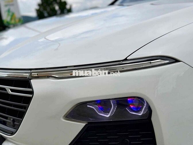 VinFast Lux A Base 2022 Trắng 60000 km
