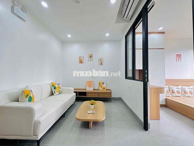 1n1k ô tô đỗ cửa, nhà mới tinh, full nội thất ngay đường Phạm Hùng