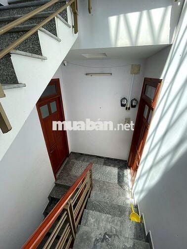 Cho thuê phòng trọ gần ngã tư bốn, nhà riêng không chung chủ