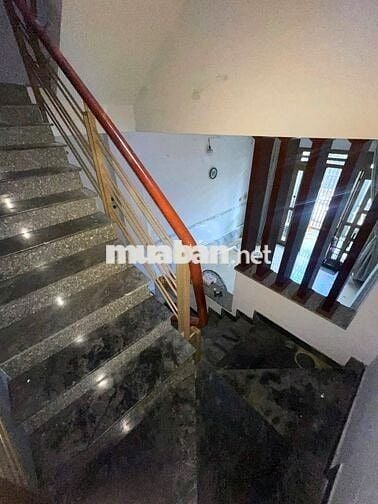 Cho thuê phòng trọ gần ngã tư bốn, nhà riêng không chung chủ