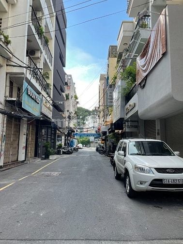 HXH 10M Nguyễn Trãi Phường Cầu Ông Lãnh Hồ Chí Minh