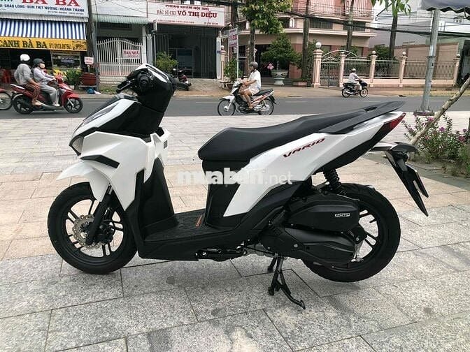 Honda Vision 125 2024 Trắng ngọc trai 3000 km
