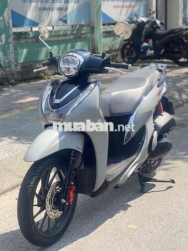 Honda SH Mode Xám 2025