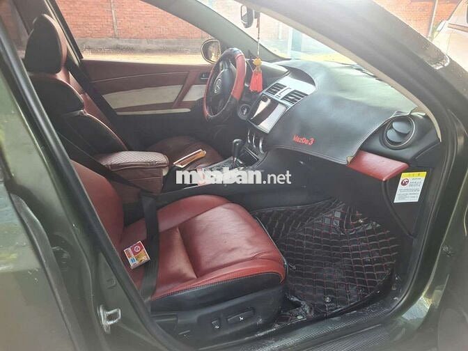 Mazda Mazda 3 STD Xanh rêu 5 chỗ