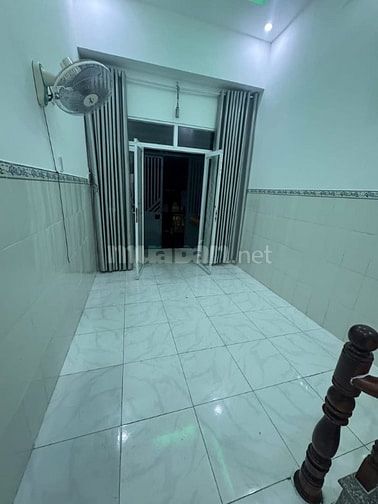 Cho thuê nhà Tân Thới Hiệp 21, Q12, 3,5m x 12m, 1pn kín,1 hở. 