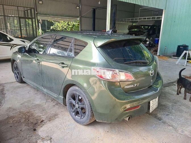Mazda Mazda 3 STD Xanh rêu 5 chỗ