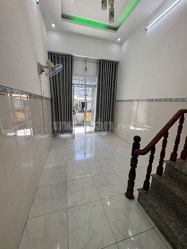 Cho thuê nhà Tân Thới Hiệp 21, Q12, 3,5m x 12m, 1pn kín,1 hở. 
