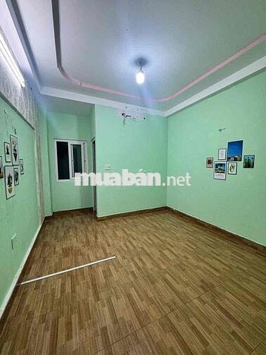 NHÀ HẺM XE TẢI THÔNG PHAN HUY ÍCH (4x15M) - 4PN 4WV SƠN SỬA MỚI