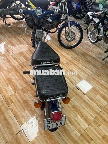 Honda Super Cub Xanh