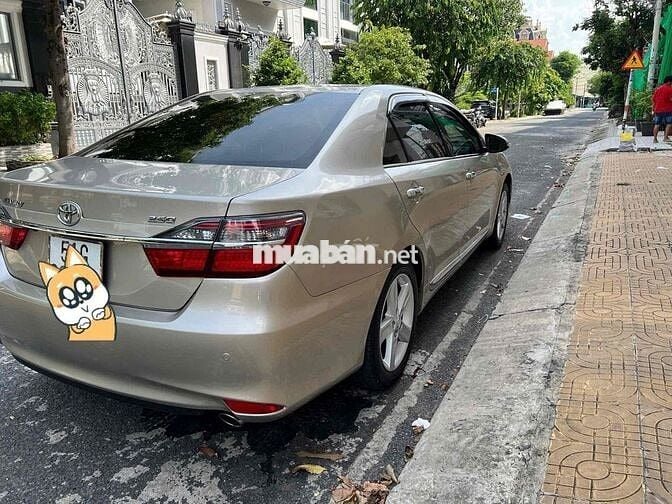 Toyota Camry 2.5 Q 2017 Ghi vàng 130.000 km