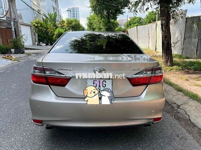 Toyota Camry 2.5 Q 2017 Ghi vàng 130.000 km