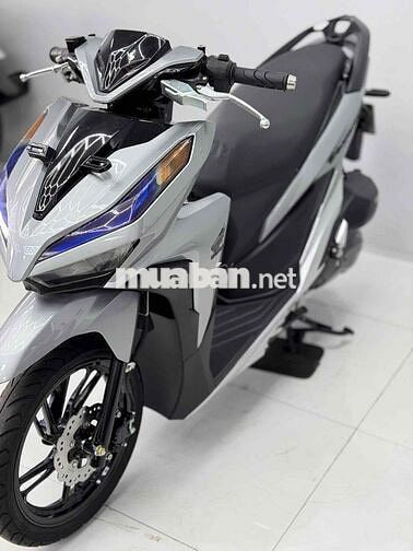 Honda Vario 150 Bạc