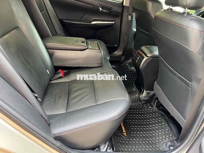 Toyota Camry 2.5 Q 2017 Ghi vàng 130.000 km
