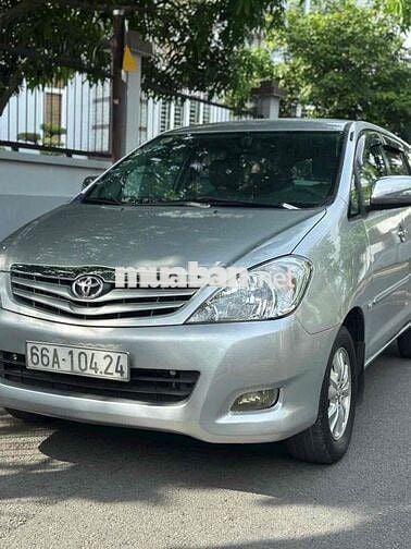 Toyota Innova 2.0G 2009 Bạc 7 chỗ
