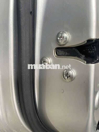 Chevrolet Aveo Bạc 5 chỗ