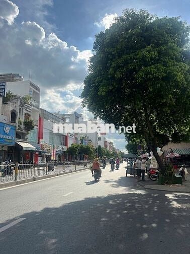 CHO THUÊ NHÀ MẶT TIỀN ĐƯỜNG NGUYỄN SƠN 5X16,5M 2L 