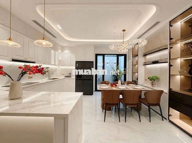 CHO THUÊ NHÀ PHỐ FULL NỘI THẤT CAO CẤP MỚI 100%  – GIÁ 55 TRIỆU