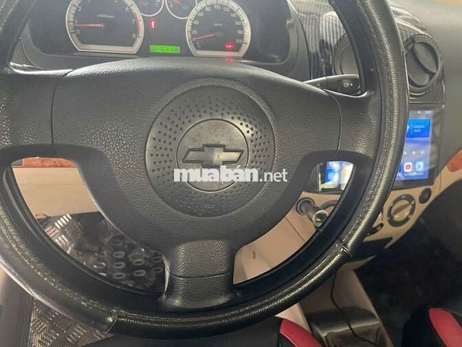 Chevrolet Aveo Bạc 5 chỗ