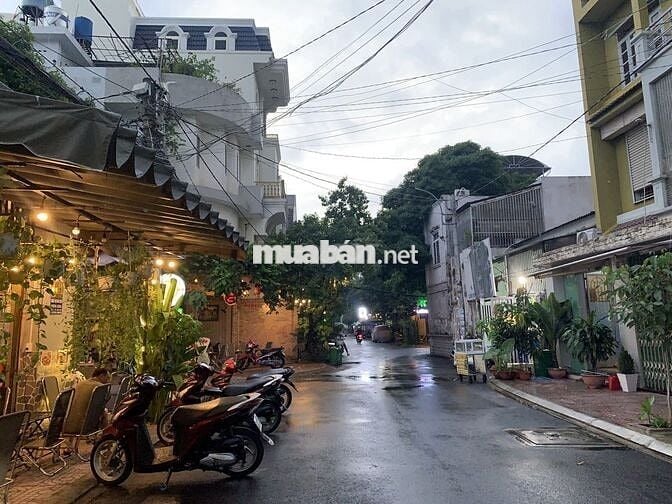 KHÁCH SẠN 4 TẦNG MẶT TIỀN KHU VIP K82 – DOANH THU 450TR/N - 6.5M x 21M