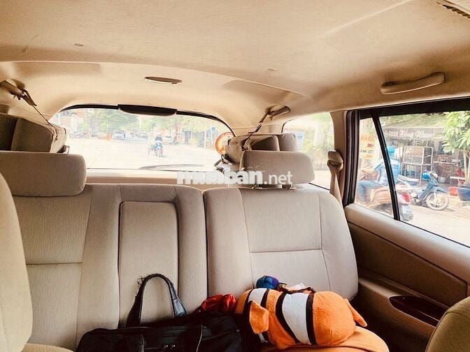 Toyota Innova G 2006 Xăng Số sàn 91.000km Đen