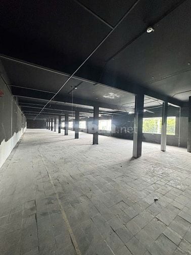 CHO THUÊ KHO - Văn Phòng Quận 10, HCM Diện tích:  Trệt 100m2 và 300m2