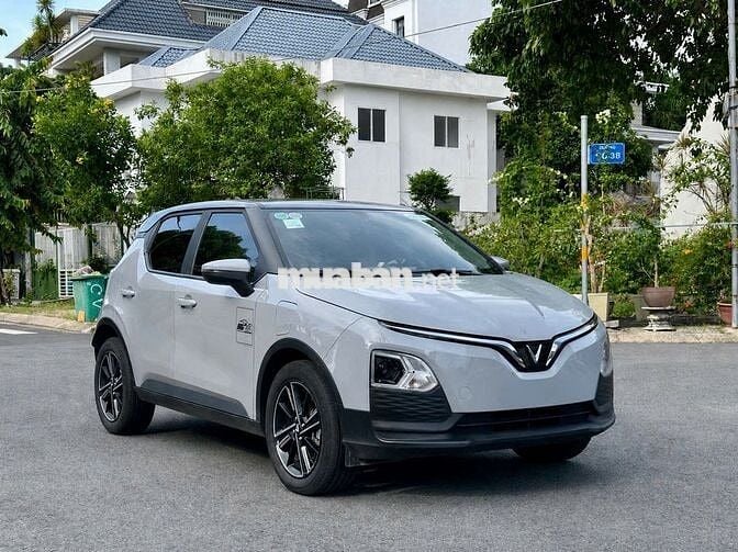 Vinfast VF5 Plus 2025 - Màu xám - 3v9km - Mua pin