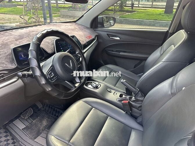 Vinfast VF5 Plus 2025 - Màu xám - 3v9km - Mua pin