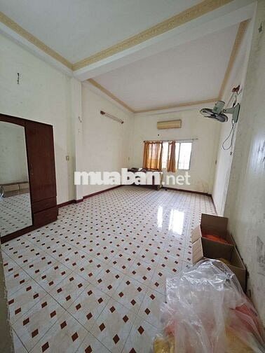 NHÀ MẶT TIỀN KHU BÌNH PHÚ - 3 TẦNG - 2PN .