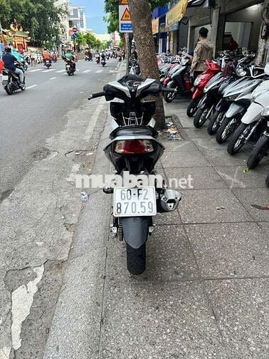 Honda Winner 2018 Bạc Đã sử dụng