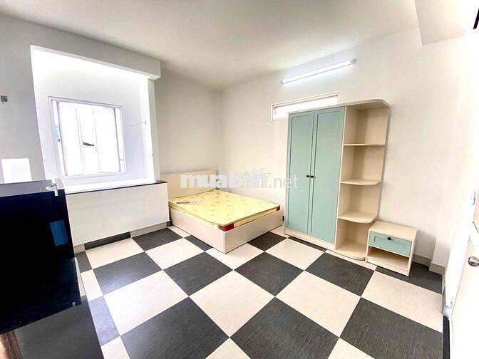 STUDIO BANCOL CỬA SỔ 20m2 NGAY LÊ THỊ RIÊNG TÂN BÌNH