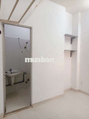 phòng trọ 12m2 Trần Văn Đang phường 11 Quận 3 TP HCM 
