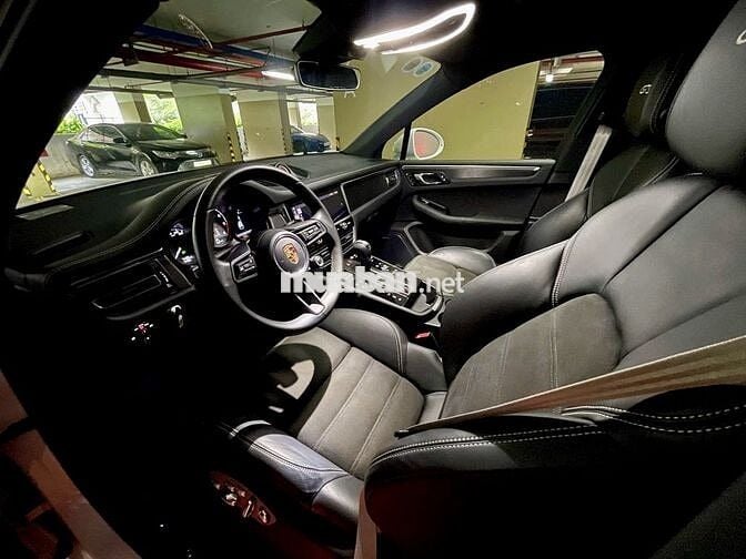 Bán Porsche Macan GTS trắng