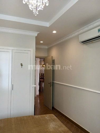 Cho thuê căn hộ Hoàng Anh Thanh Bình giá 13T/tháng 