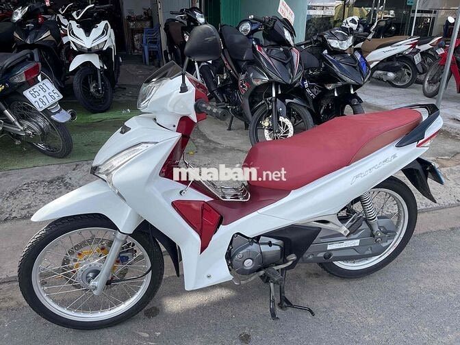 Honda Future 2019 Trắng Đỏ