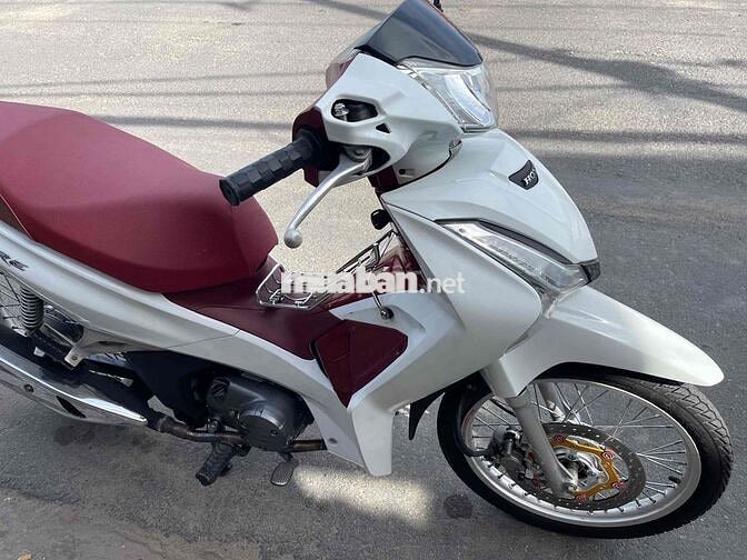 Honda Future 2019 Trắng Đỏ