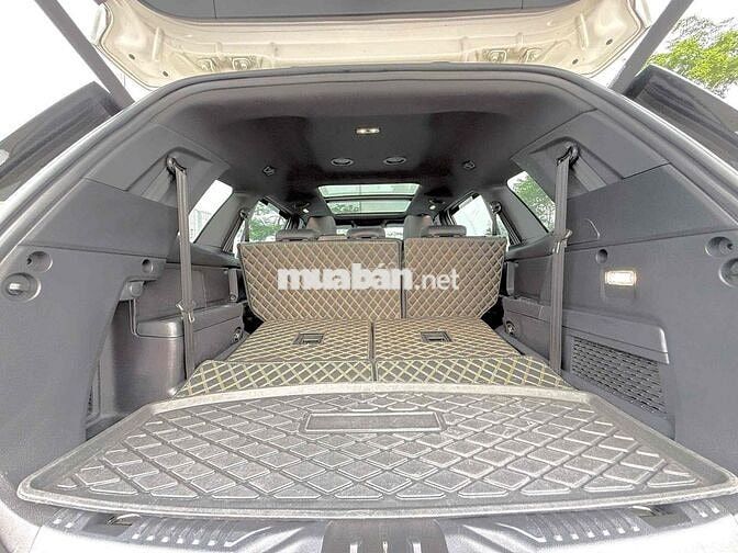 CHÍNH CHỦ BÁN XE FORD EVEREST TITANIUM 2022 TRẮNG