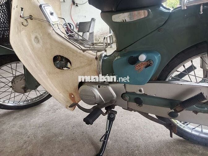 Honda Super Cub Xanh rêu