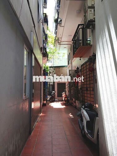 Căn hộ mini Nhà Trong ngõ 354 cách mặt đường Trường Chinh 100m
